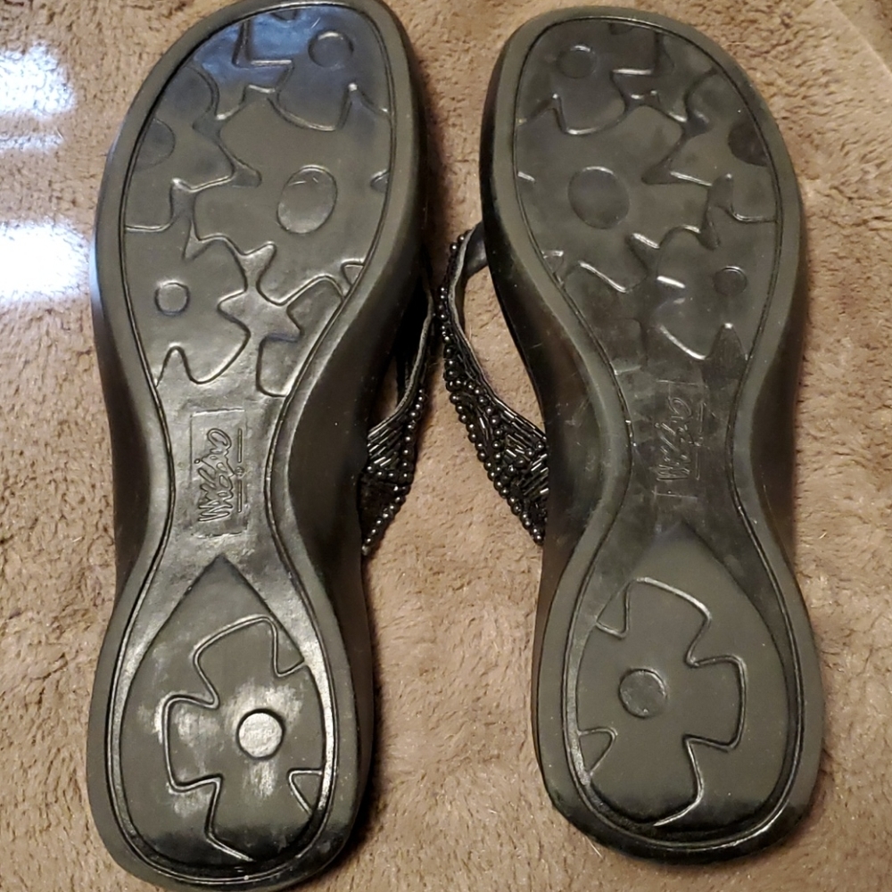 Shoes - Picture 2 of 2